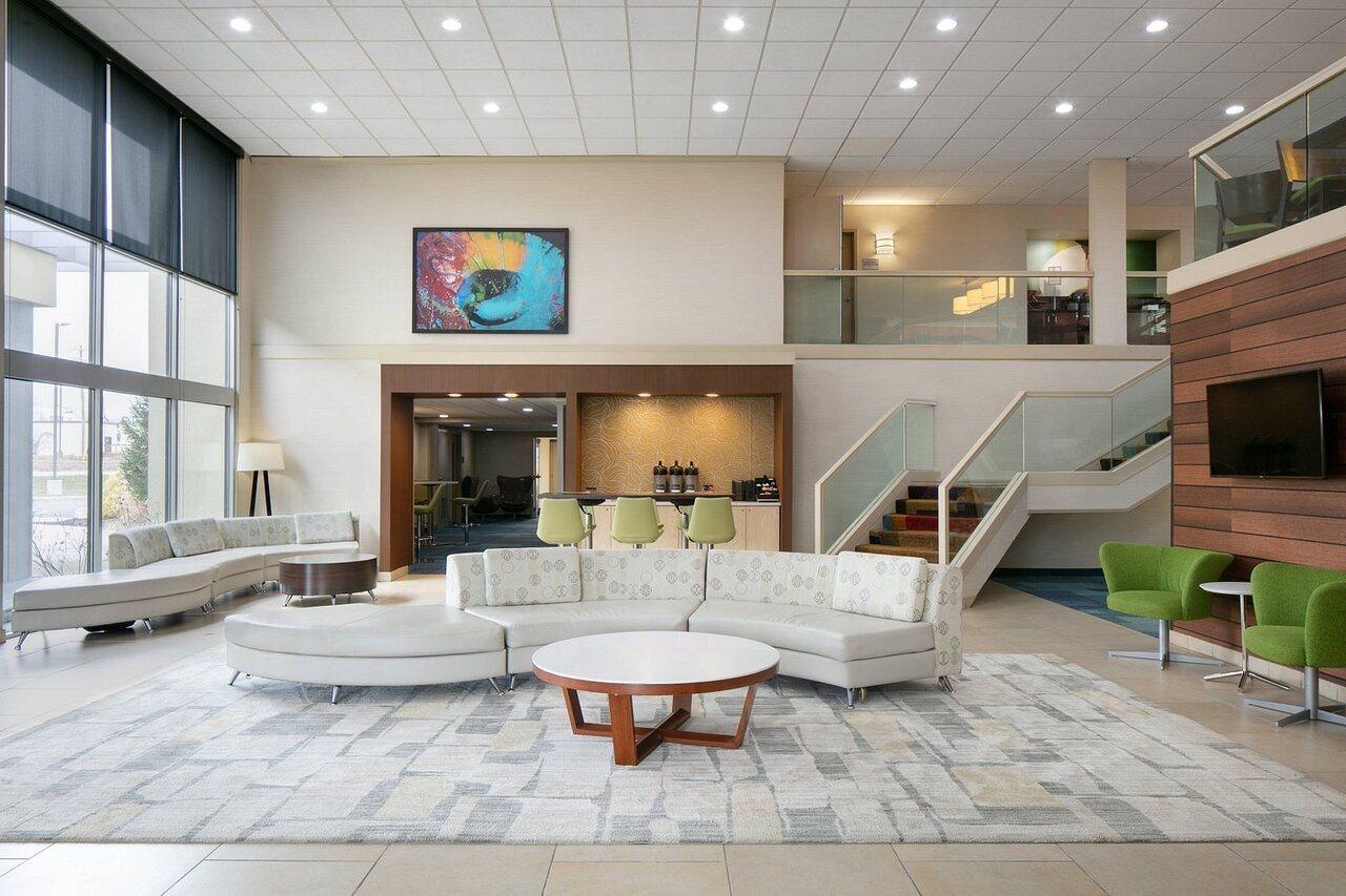 Chester Inn & Suites Sharonville Ngoại thất bức ảnh
