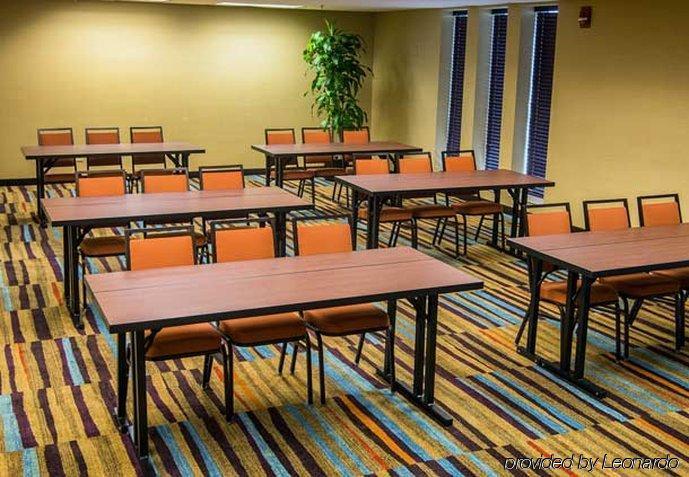 Chester Inn & Suites Sharonville Ngoại thất bức ảnh
