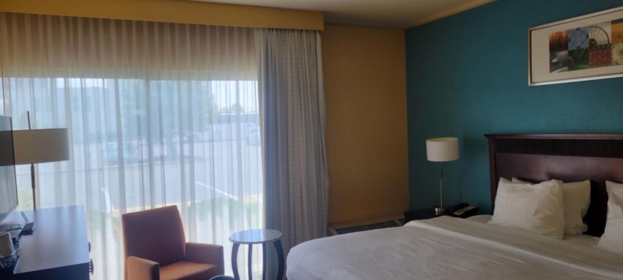 Chester Inn & Suites Sharonville Ngoại thất bức ảnh