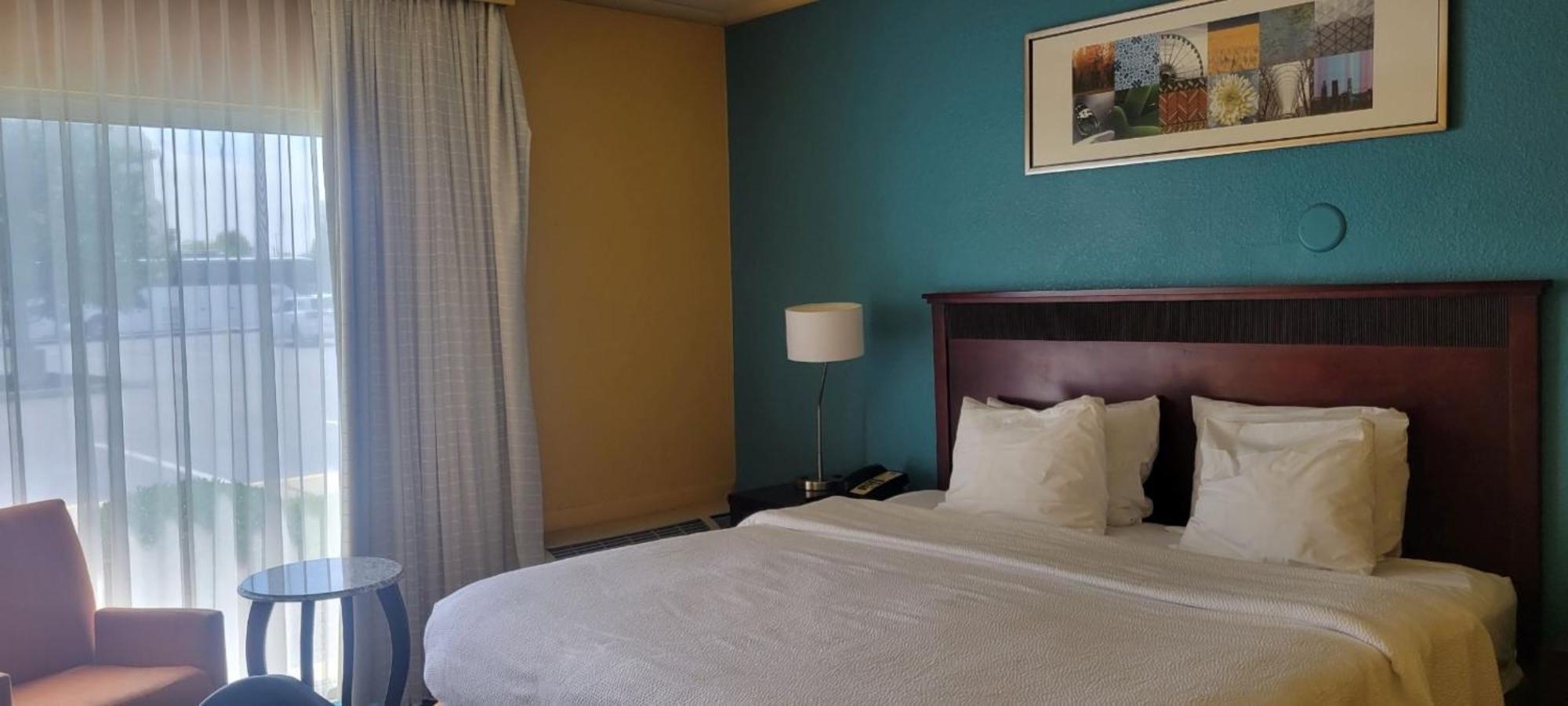 Chester Inn & Suites Sharonville Ngoại thất bức ảnh