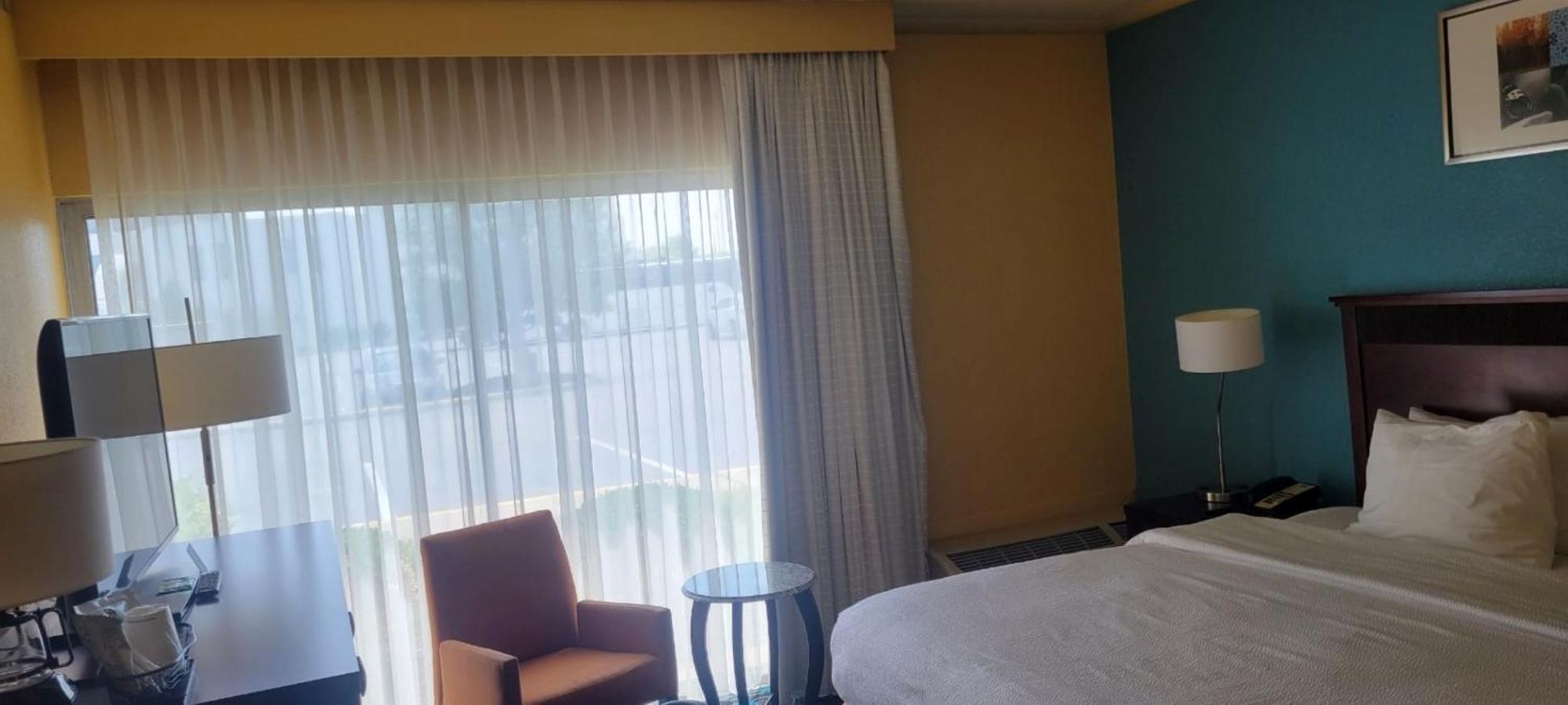 Chester Inn & Suites Sharonville Ngoại thất bức ảnh